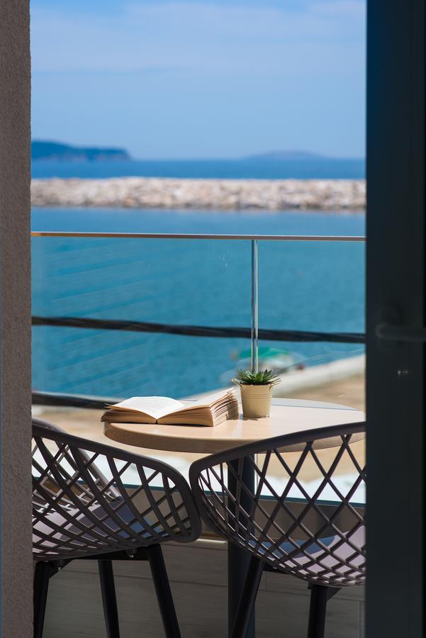 Molos Hotel Limenaria  Buitenkant foto