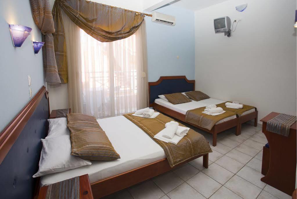 Molos Hotel Limenaria  Buitenkant foto